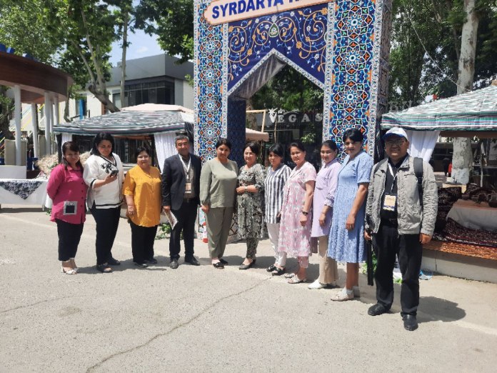 Бугун Гулистон бахшичига достон
