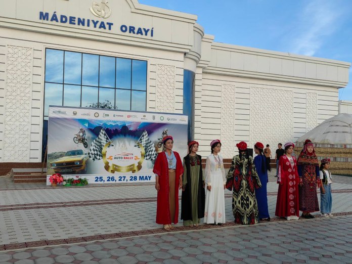 Мўйноқ бўйлаб саёхат давом этмоқда+(ФОТО)