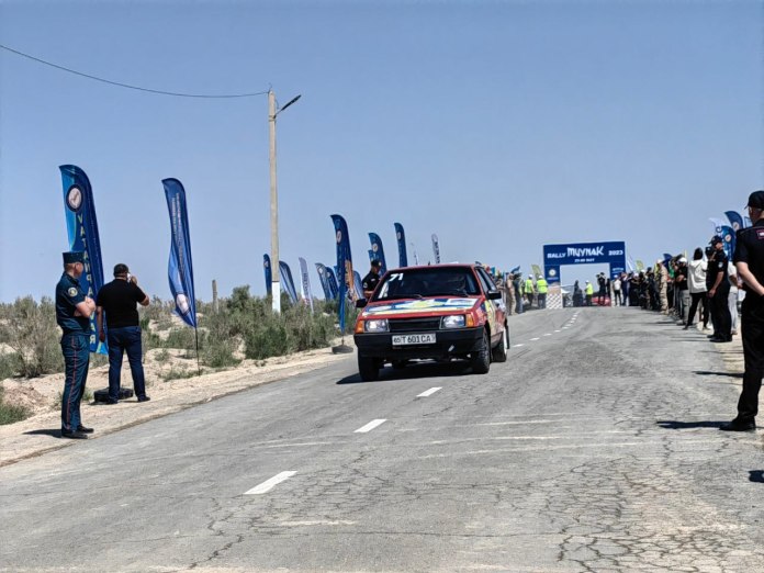 Мўйноқда IV халқаро «Rally Maynak» экстремал автомобиль мусобақасига старт берилди Мўйноқда IV халқаро «Rally Maynak» экстремал автомобиль мусобақасига старт берилди