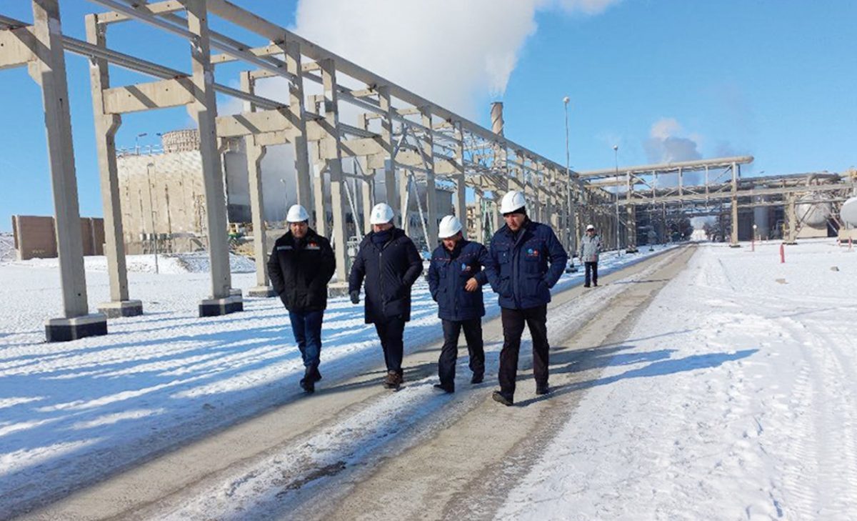 “Ўзбекнефтгаз”: “Ишчи гуруҳ” Шўртан газ кимё мажмусида бўлди