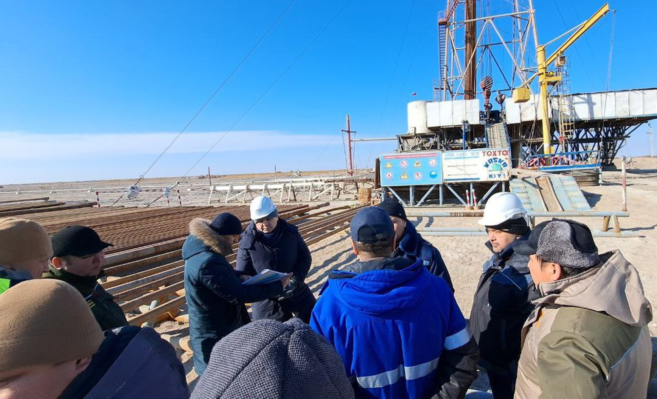 “Ўзбекнефтгаз”: “Ишчи гуруҳ” томонидан Устюрт регионида газ қазиб чиқариш ва захира ҳажмини ошириш борасида бажарилаётган ишлар ҳолати ўрганилмоқда
