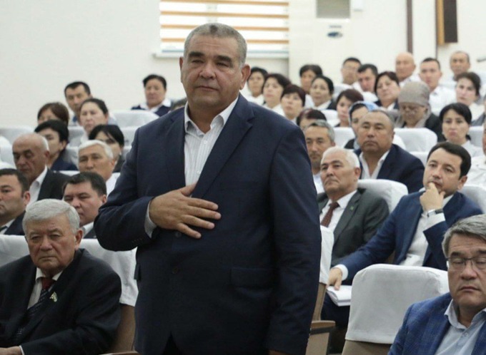 Ўрта Чирчиқ тумани ҳокими ўзгарди