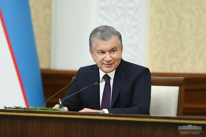 Президент — битирувчиларга: «Ўзбекистон улкан имкониятлар мамлакатига айланиб бормоқда»