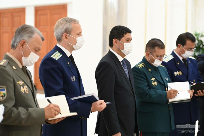 Президент терговчилар тайёрлаш тизимини такомиллаштиришни топширди