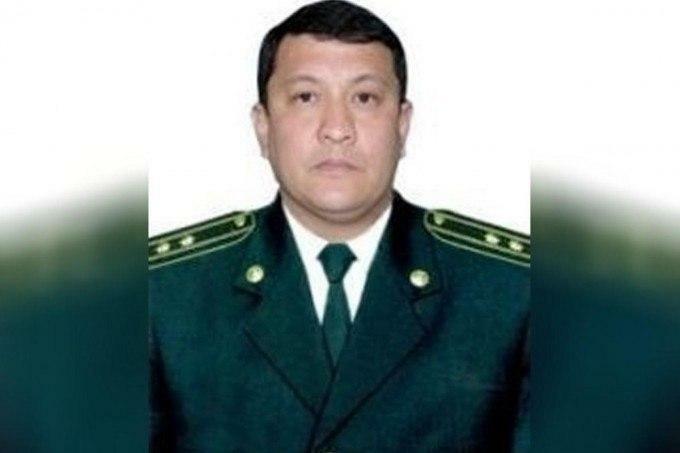 «Залдан чиқиб кетинг ва гувоҳномангизни топширинг». ПА раҳбари ҳокимлар ишдан олинганини қандай маълум қилди?