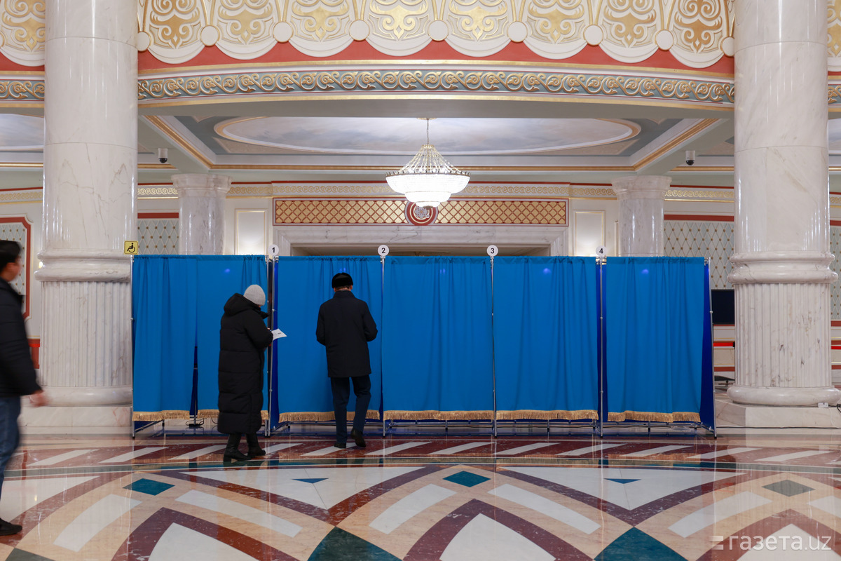 Фото: Қозоғистонда президент сайловлари бўлиб ўтмоқда