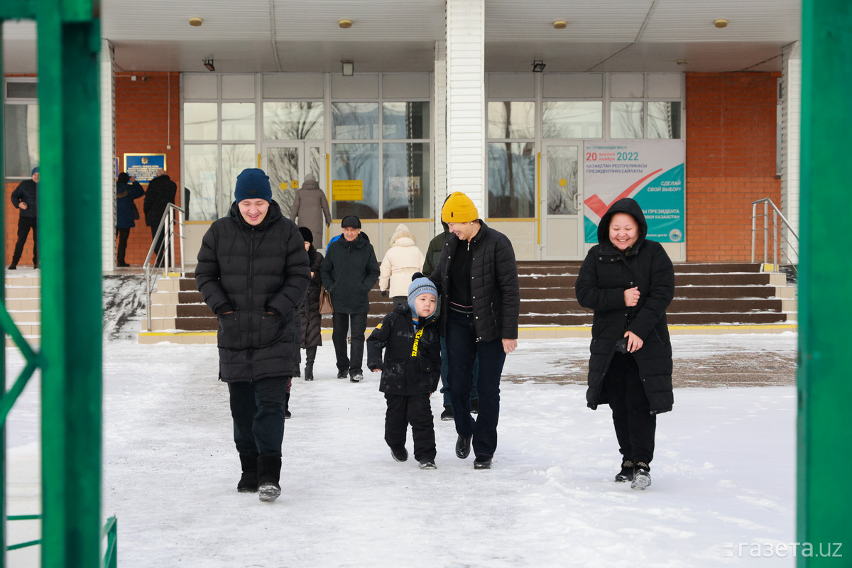 Фото: Қозоғистонда президент сайловлари бўлиб ўтмоқда
