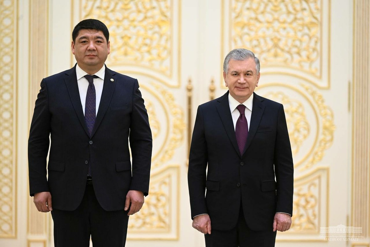 Ўзбекистон президенти янги тайинланган элчиларни қабул қилди