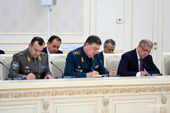«Ўзбекистонда энергия таъминоти „қўл бошқаруви“ орқали ишламаслиги керак» — президент