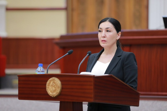 Депутатлар Сурайё Раҳмоновани болалар омбудсмани этиб тасдиқлади