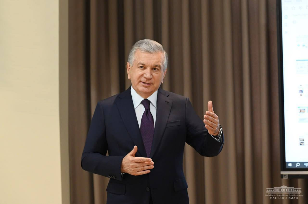 Президентга камбағалликни қисқартириш ва аҳоли бандлигини таъминлаш чоралари тақдимот қилинди — фото