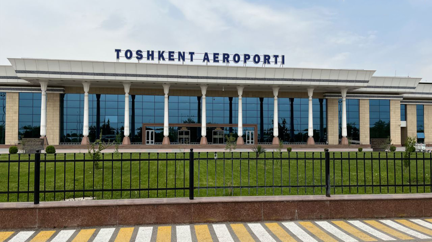 "Тошкент-3" маҳаллий авиақатновлар терминали олдига автомашинада киришга рухсат берилди