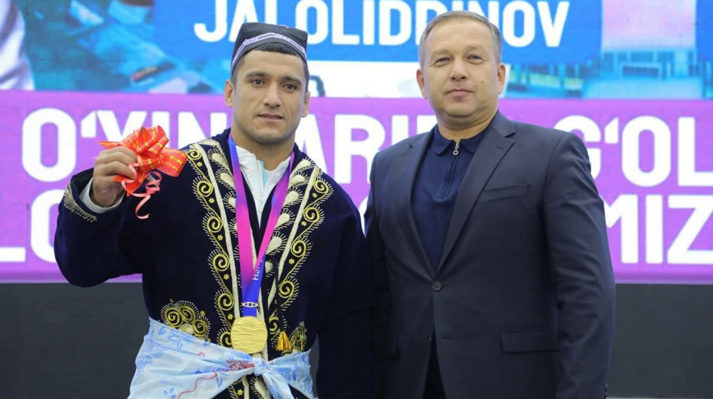 Хитойдаги мусобақада тақдирланган навоийлик спортчига ҳокимлик 2 хонали уй берди