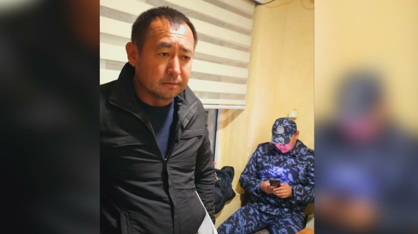 Тадбиркорни 15 суткага «тиқмоқчи» бўлгани айтилган ҳоким юзасидан расмий изоҳ берилди — видео