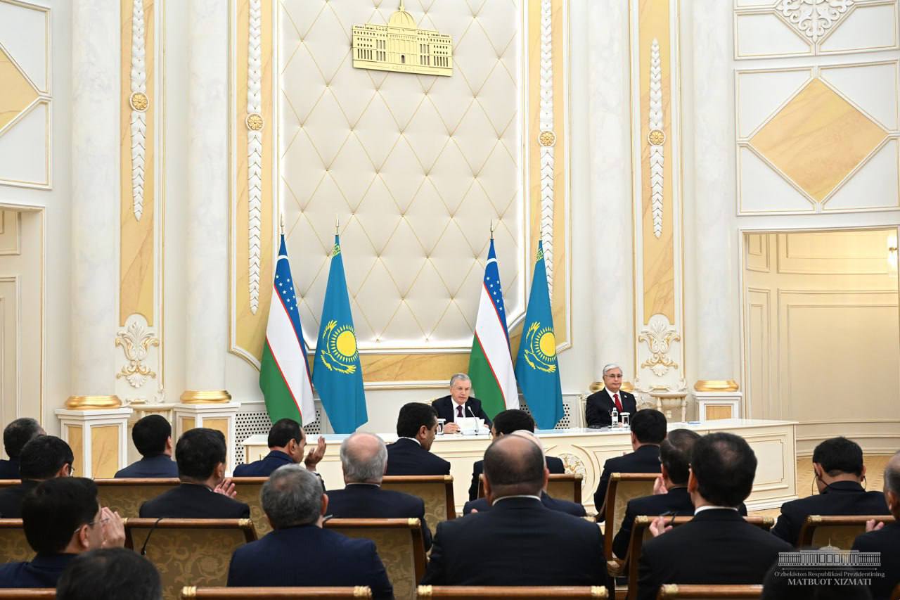 Ўзбекистон ва Қозоғистон президентлари иштирокида матбуот анжумани ўтказилди