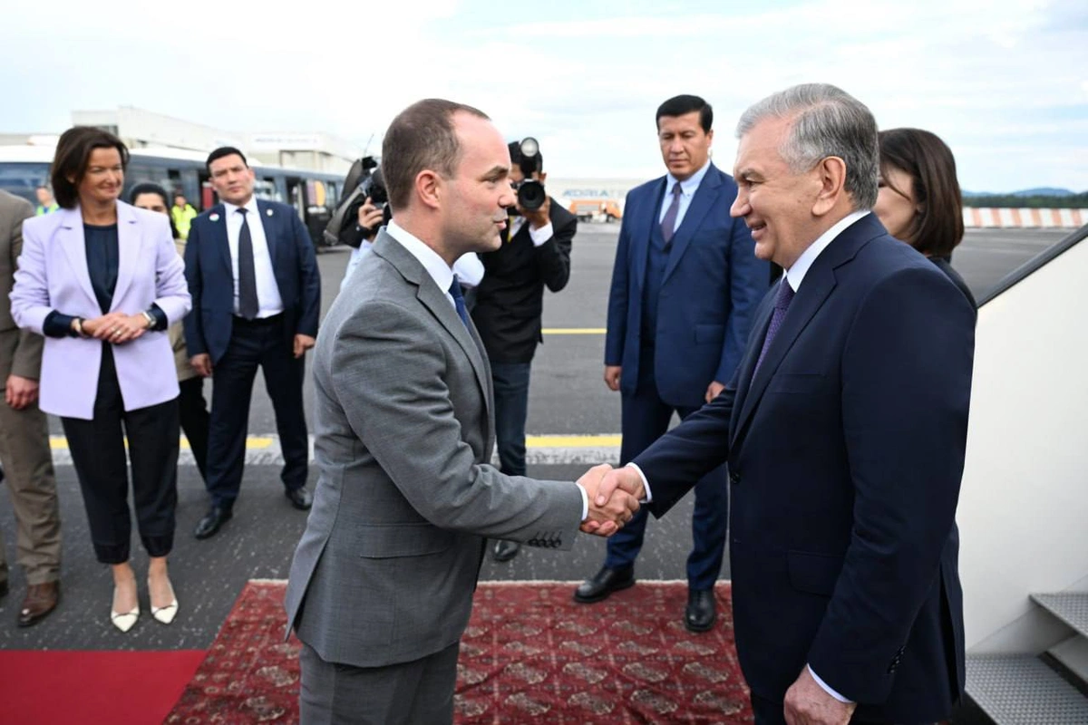 Ўзбекистон президенти расмий ташриф билан Словенияга етиб борди