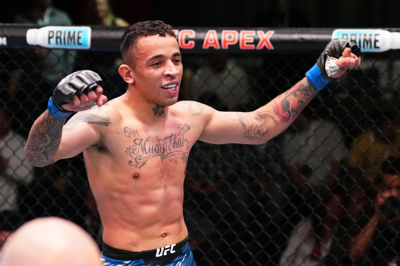 UFC 319. Пратес ярим ўрта вазн тоифасидаги жангда ғалаба қозонди
