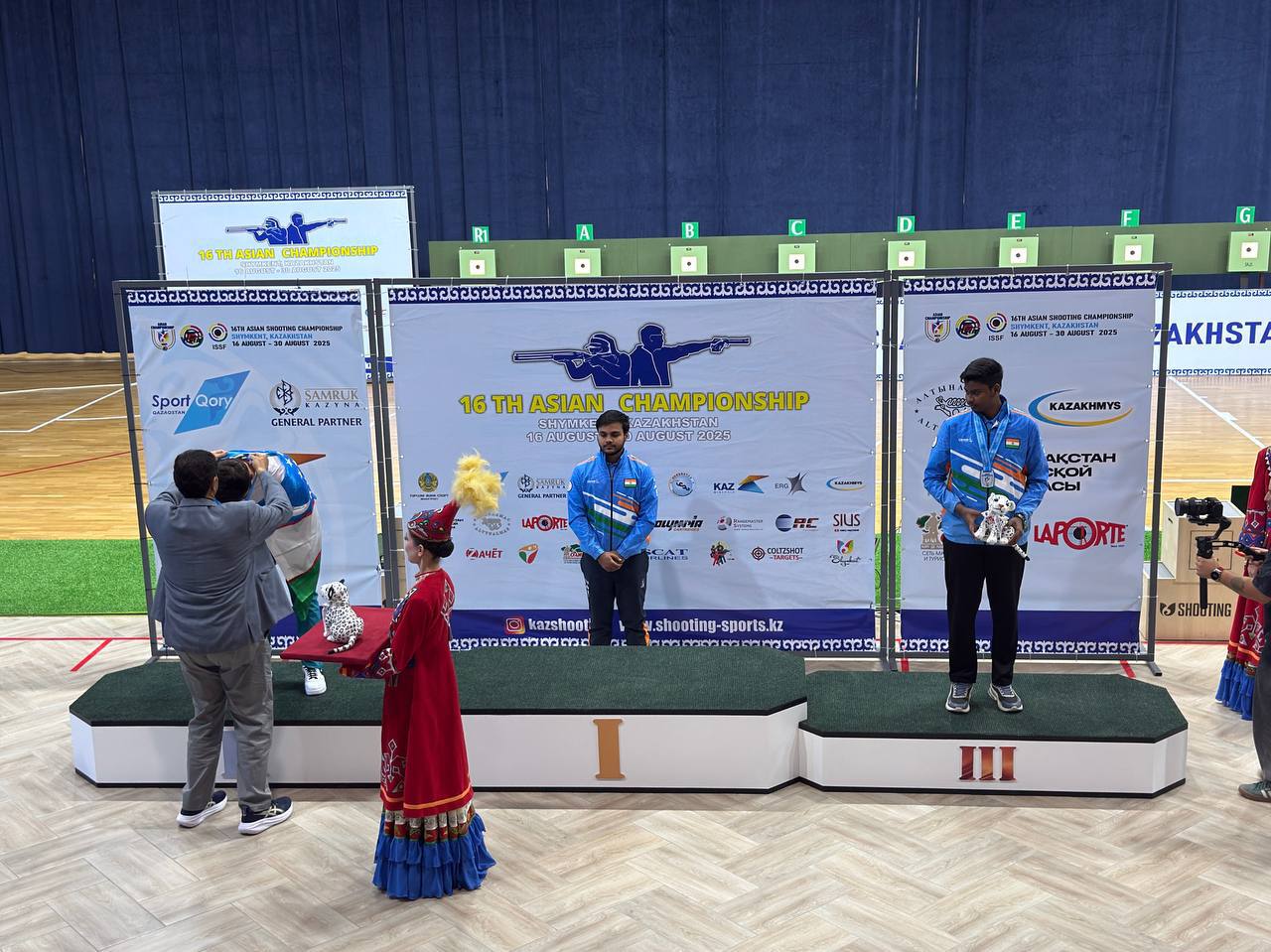 Ўзбекистонлик мерганлар Осиё чемпионатини кумуш медал билан бошлашди