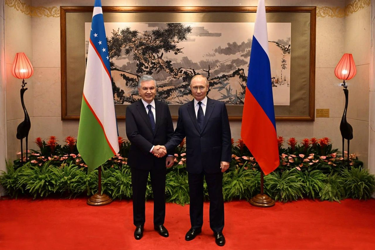 Шавкат Мирзиёев ва Владимир Путин Пекинда учрашди