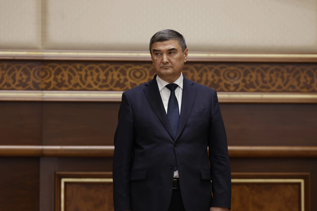 Алишер Усманов Олий суд раисининг биринчи ўринбосари бўлди