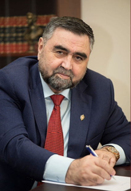 Ёзувчи, шоир, оташин публицист Исмат Kўчиев 70 ёшда