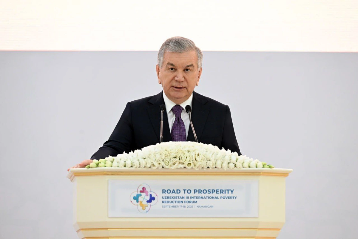 Президент: «Ўқитувчиликни энг муҳим ва обрўли касбга айлантириш бўйича ишларимиз изчил давом эттирилади».
