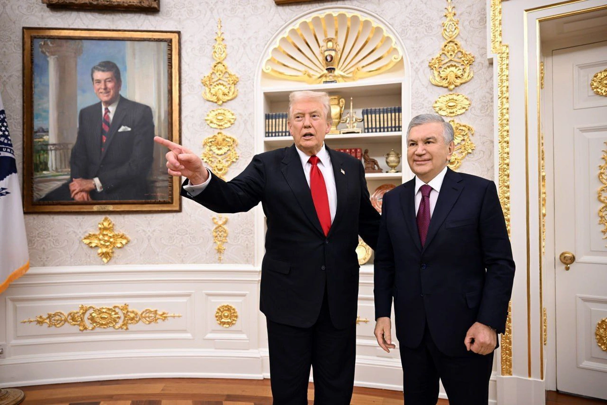 Шавкат Мирзиёев ва Дональд Трампнинг Оқ уйдаги музокаралари — суратларда Шавкат Мирзиёев ва Дональд Трампнинг Оқ уйдаги музокаралари — суратларда