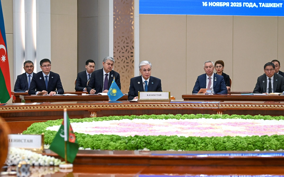 Марказий Осиё давлатлари ва Озарбайжон президентлари Тошкентда ўтган учрашувда нималар ҳақида гаплашди? Марказий Осиё давлатлари ва Озарбайжон президентлари Тошкентда ўтган учрашувда нималар ҳақида гаплашди?