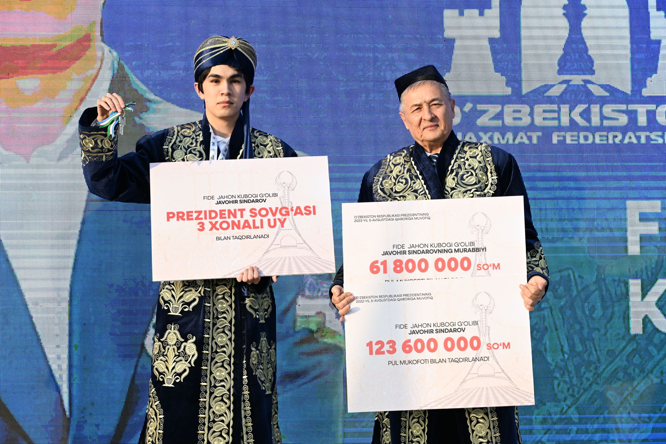 ФИДЕ Жаҳон кубогининг энг ёш чемпиони Жавоҳир Синдоров тантанали кутиб олинди