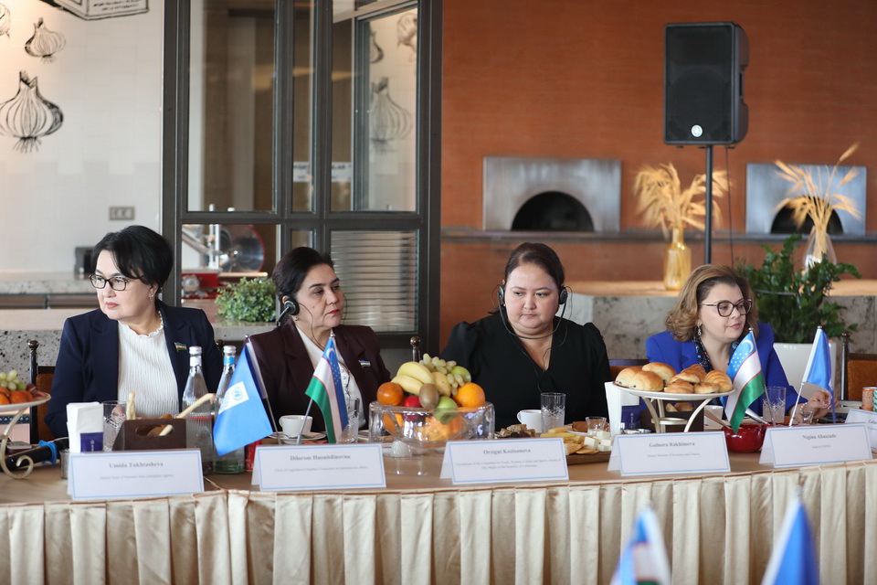 Buyuk Britaniya Elchixonasi va BMT Taraqqiyot Dasturi O‘zbekistonda ayollarning yetakchiligiga bag‘ishlangan yuqori darajadagi uchrashuvni o‘tkazdi