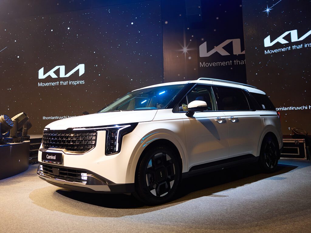 Kia Toshkentda yangilangan K8 va Carnival flagmanlarini taqdim etdi