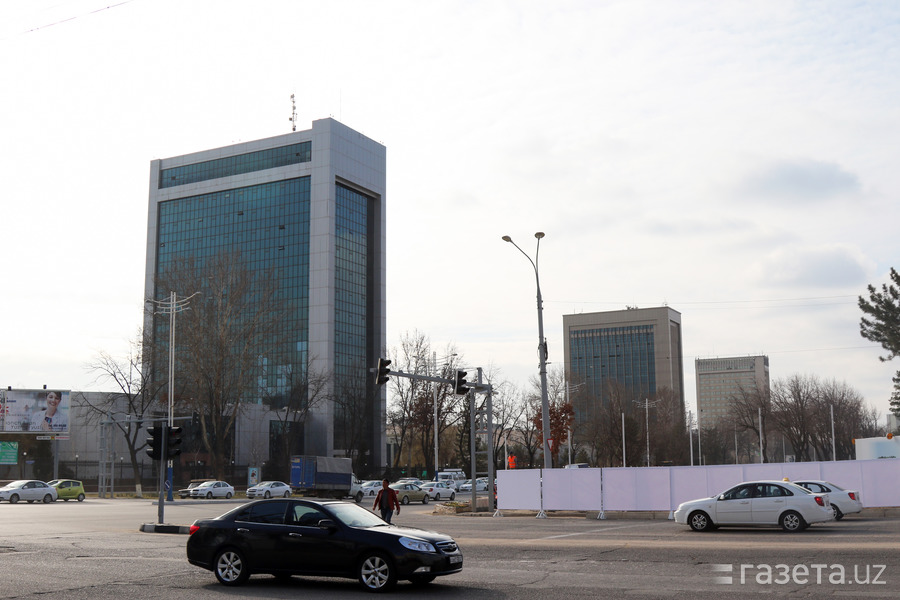 Ўзбекистоннинг 33 та намунавий туман ва шаҳарида давлат идоралари раҳбарларининг ротацияси жорий этилади