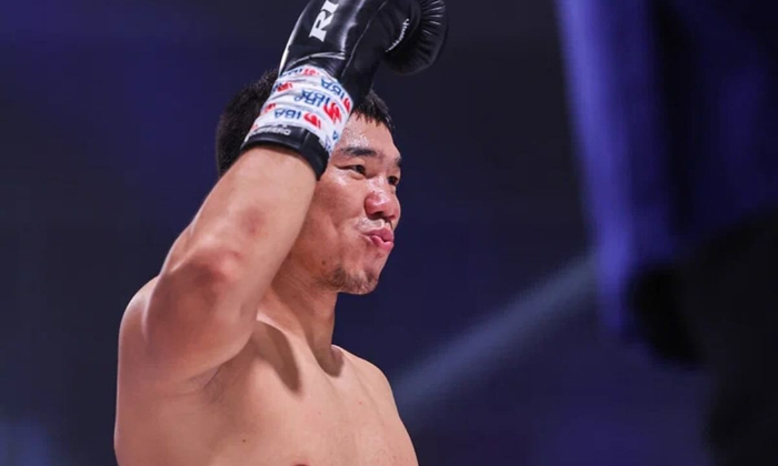 IBA Pro 13 бокс кечаси: Шаҳобиддин Зоиров мағлуб бўлди, Мадияр Саидраҳимов ғалаба қозонди