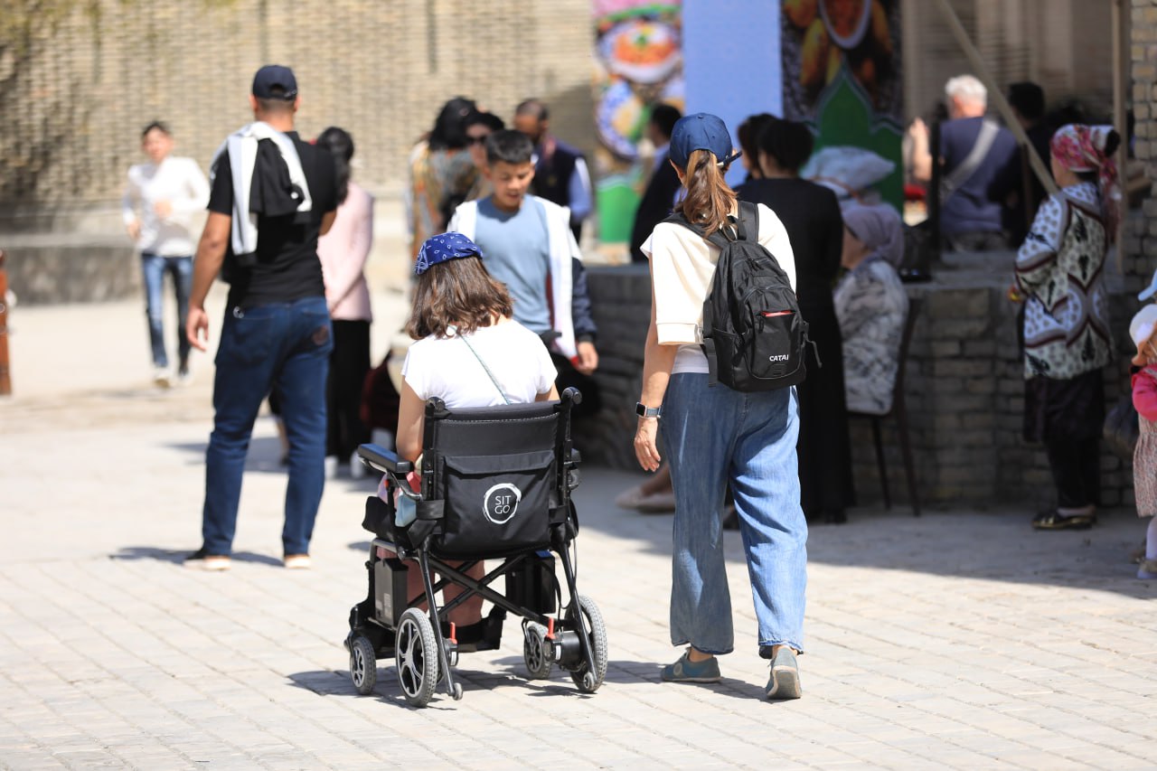 “Тўсиқсиз туризм”ни амалга оширишда транспорт инфратузилмасини мослаштириш асосий масала