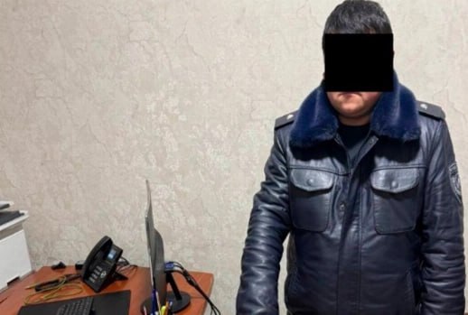 Андижон вилоятида инспектор пул талаб қилганлик учун қўлга олинди