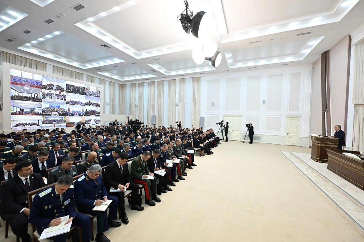 Ҳуқуқ-тартибот соҳасига ёш ва талабчан раҳбарлар керак — президент