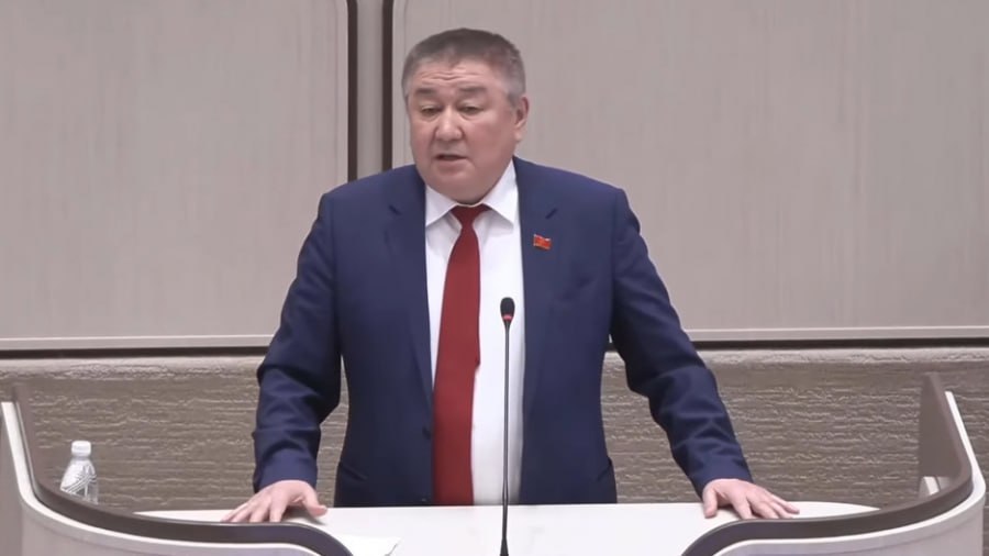 Жогорку Кенеш депутати қўшни давлатларга сув сотиш таклифини асослаб берди