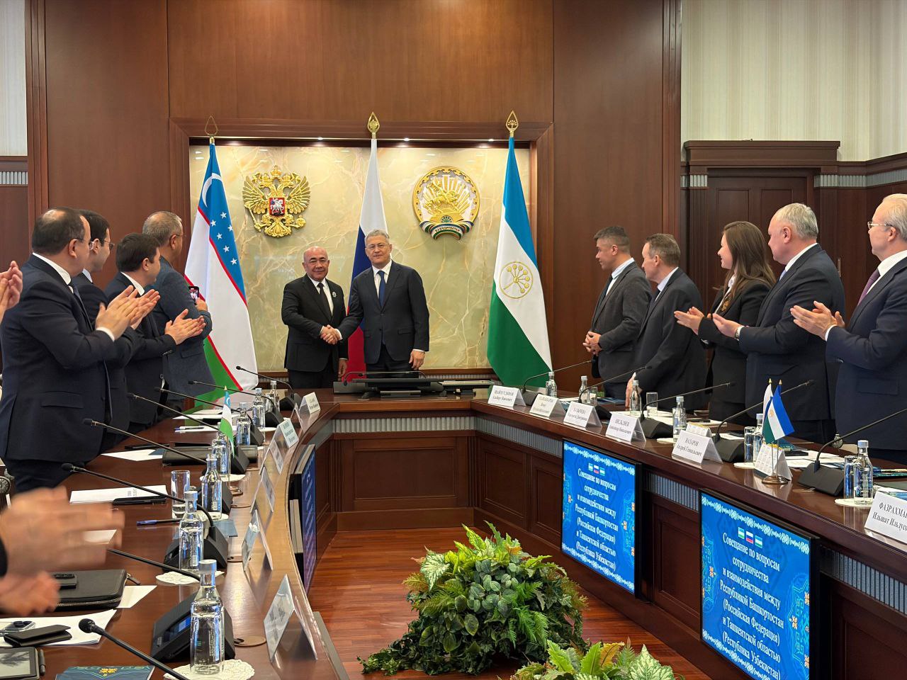 Тошкент вилоят хокими Башқиристон Республикасининг “Халқлар дўстлиги” ордени билан мукофотланди