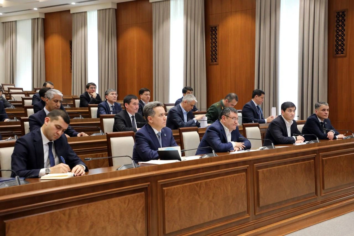 Оролбўйининг Марсни эслатувчи ландшафтларида глэмпинглар ташкил этилади