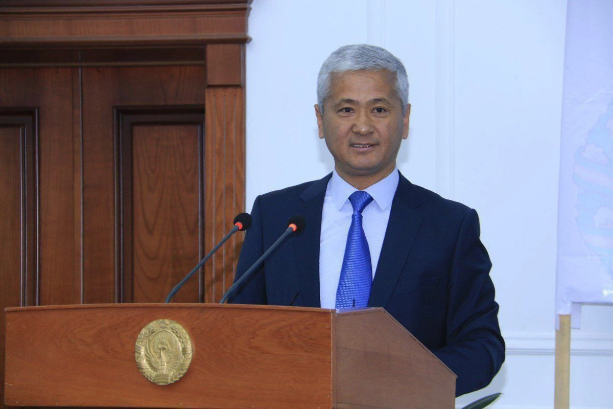 Шароф Рашидов тумани собиқ ҳокими Махмуд Холбутаев 11 йилга қамалди