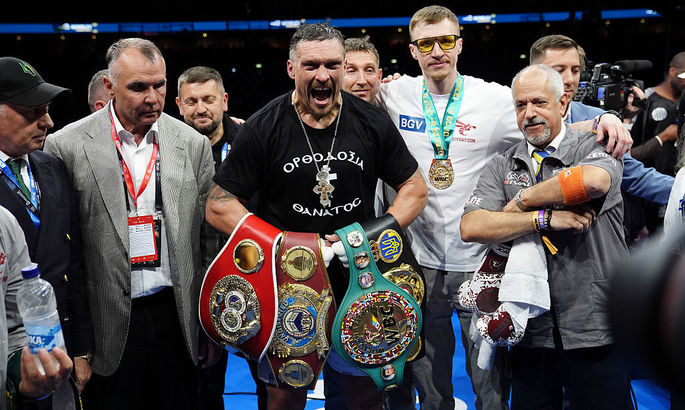 Бокс. Усик WBC камарини кикбоксинг афсонасига қарши ҳимоя қилади