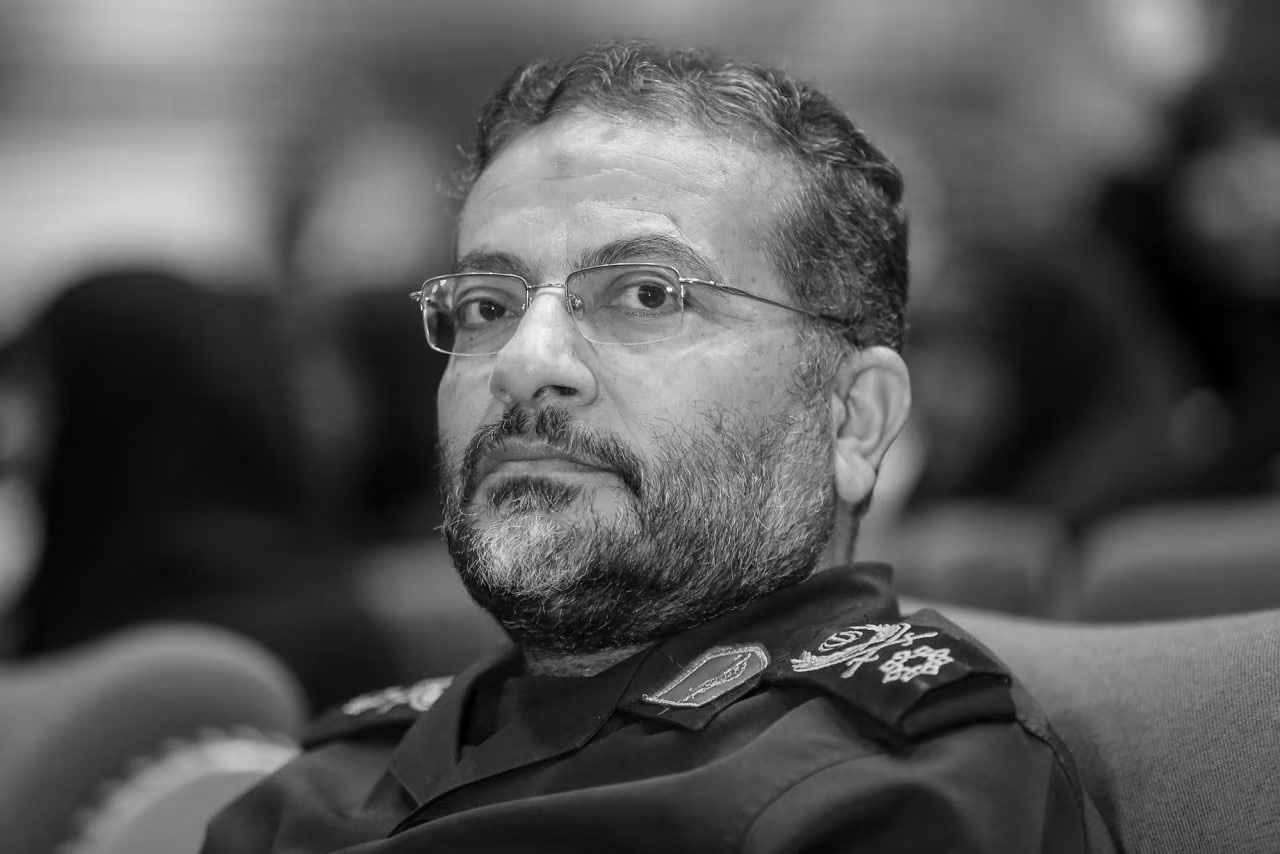 Эрон «Басиж» қўмондони ва Хавфсизлик кенгаши котибининг ҳалок бўлганини тасдиқлади