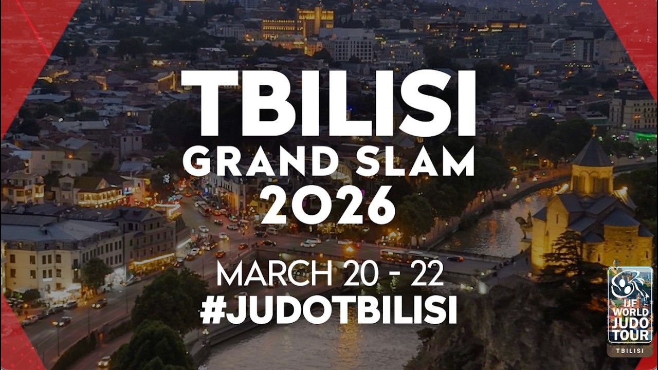 Самариддин Қўчқоров илк бор “Катта дубулға”да шоҳсупага кўтарилди