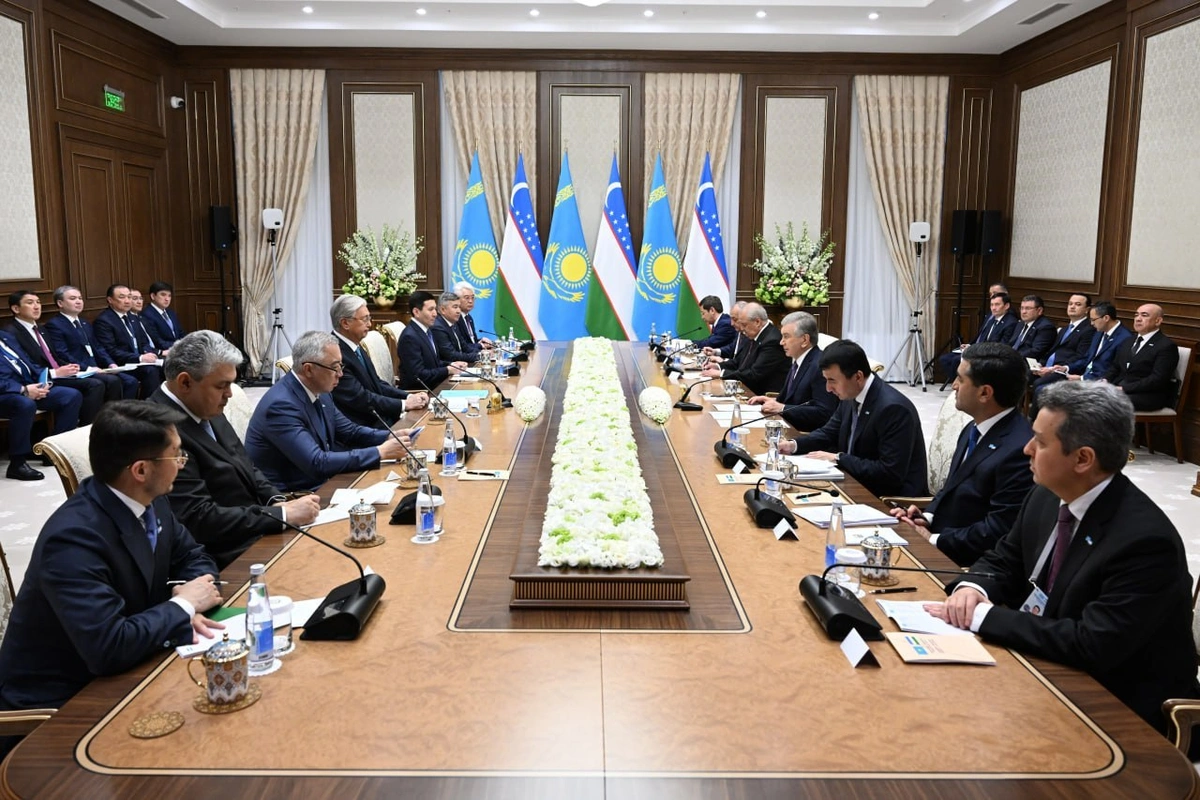 Шавкат Мирзиёев ва Қасим-Жомарт Тоқаев музокара ўтказди