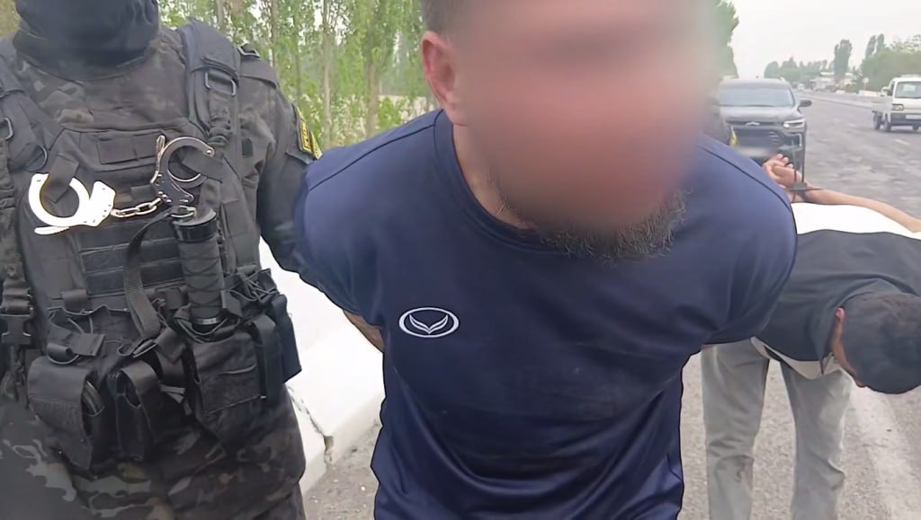 Фарғона водийсида 11 мингдан ортиқ психотроп таблеткаларни олиб кириш йўли фош этилди