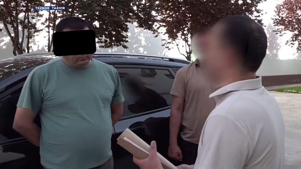 ДХҲ коррупцион схемани фош қилди: судья ва банк ходими пора олишда қўлга олинди