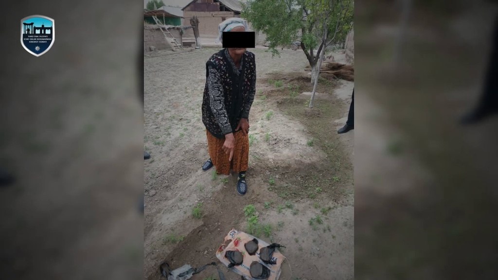 Фарғона вилоятида 74 ёшли аёл уйида 1 кг гиёҳванд модда сақлагани аниқланди