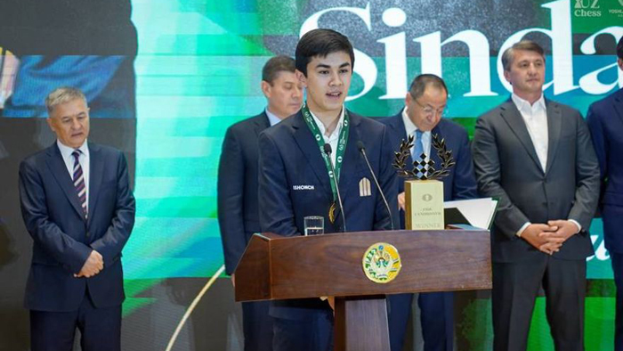 Жавоҳир Синдаров: “Жаҳон чемпиони бўламан ва кейинги сафар Абдусатторов билан ўйнайман”