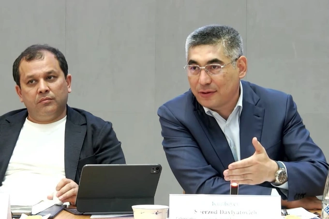 «Давлат хизматчиси камтар бўлиши керак». Шерзод Кудбиев қимматбаҳо соат туфайли келиб чиққан танқидларга жавоб берди