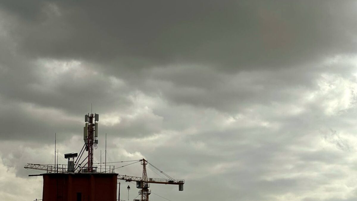 +35 гача ва момақалдироқлар: 21 апрель куни Ўзбекистонда қандай об-ҳаво кутилмоқда